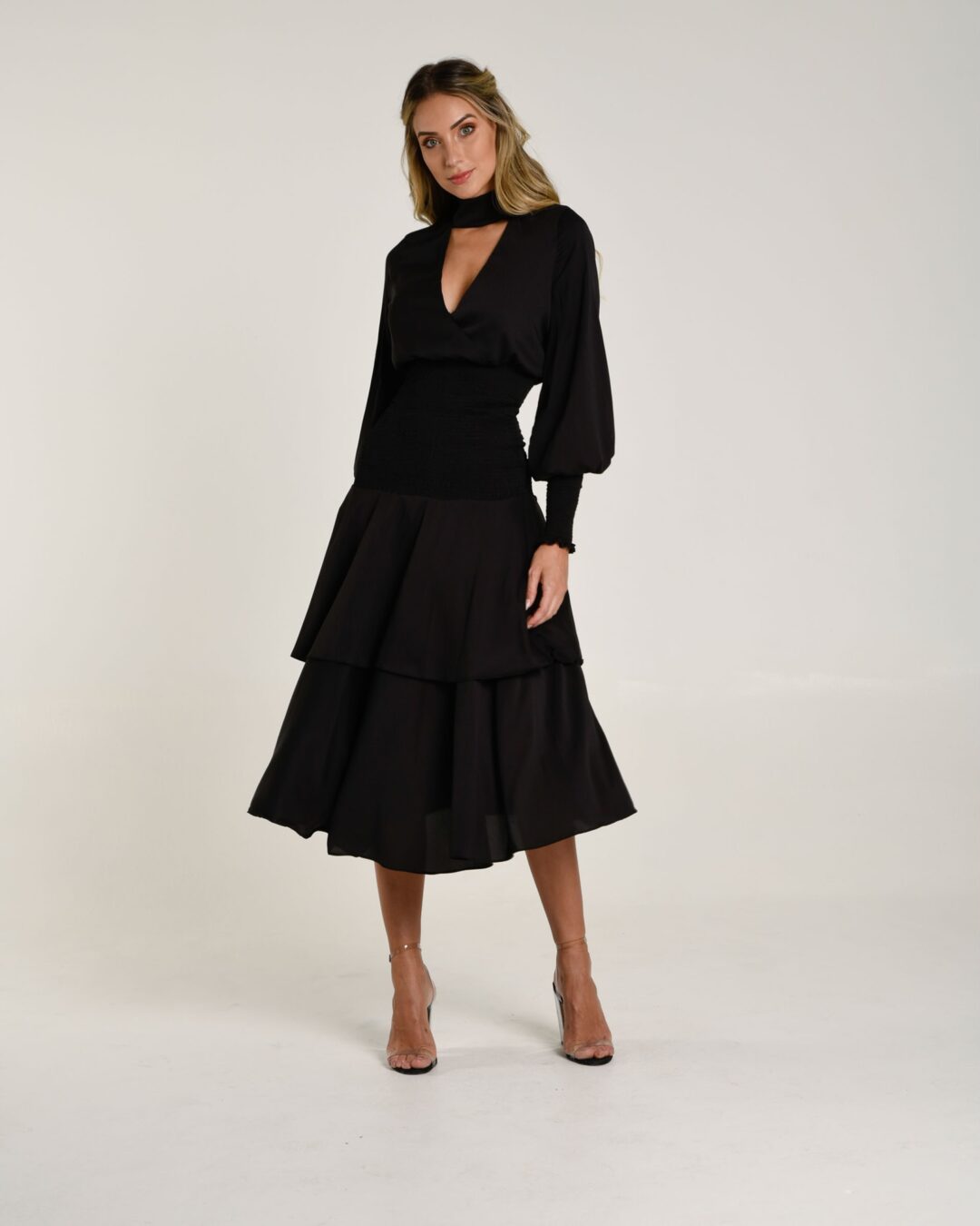 vestido flor de lis preto