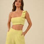 conjunto short e blusa verde fresh