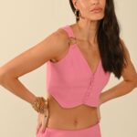conjunto calça e colete rosa chiclete