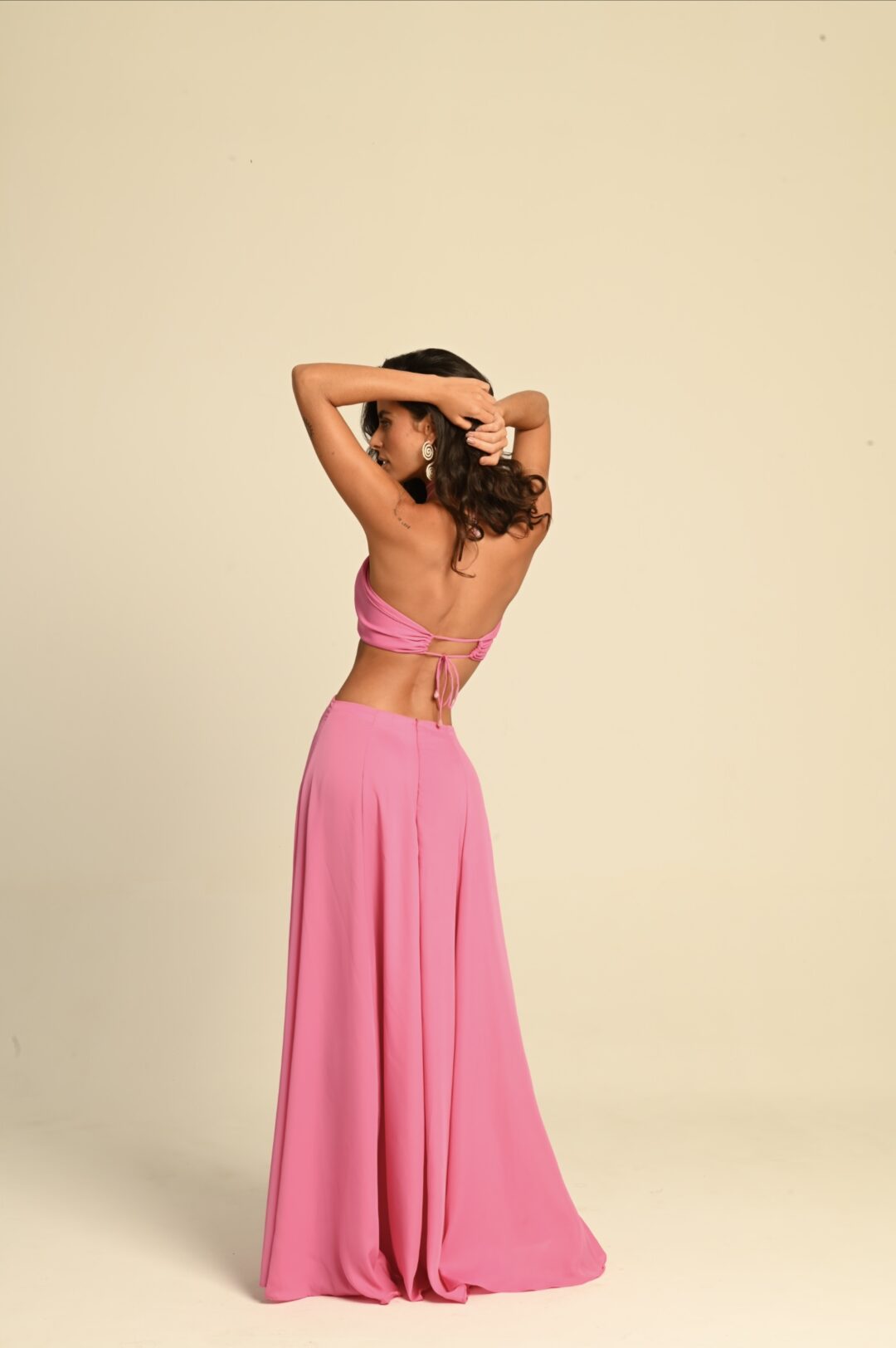 vestido recortes entardecer