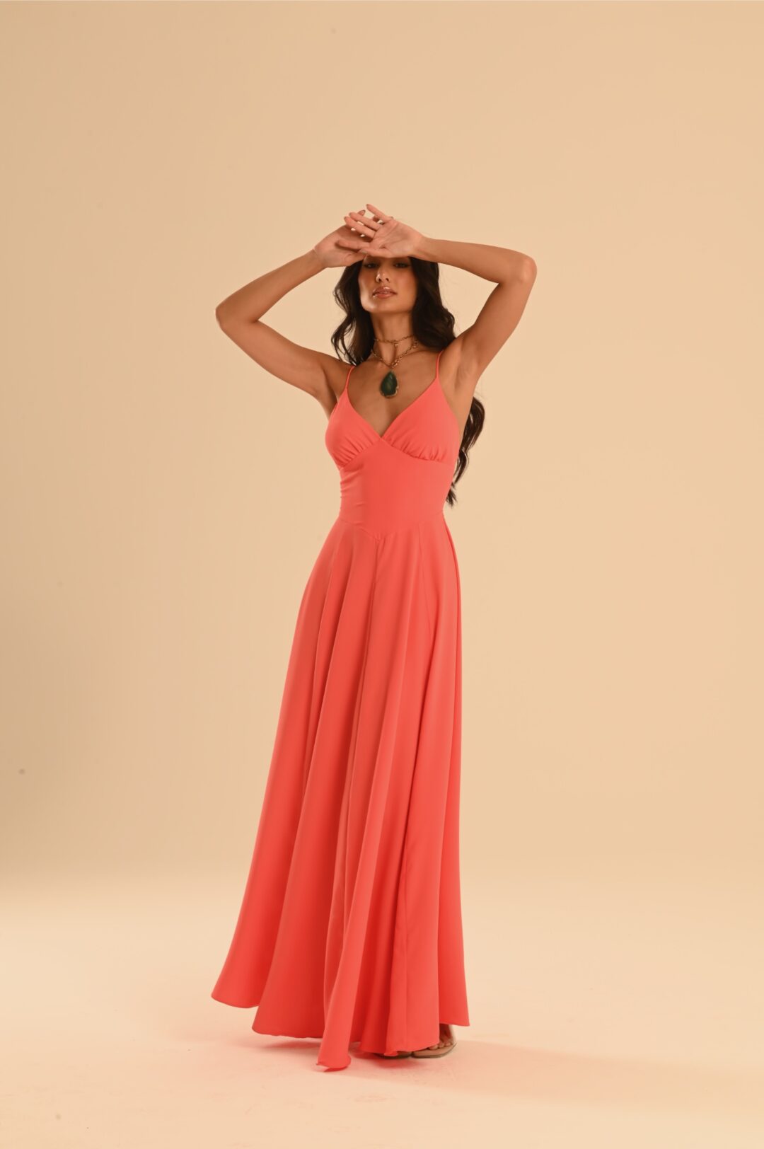 vestido longo coral