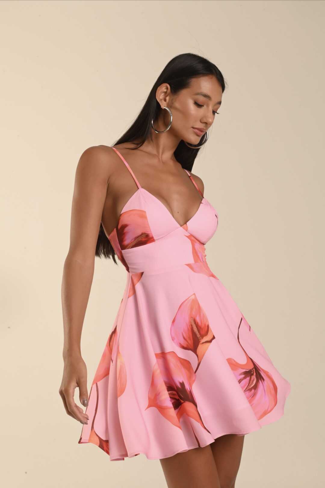 VESTIDO MINI BATA ESTAMPA ANTÚRIOS