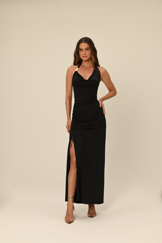 Conjunto preto aviamento gold Helena