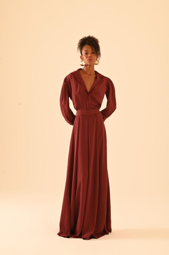 conjunto saia longa e camisa burgundy